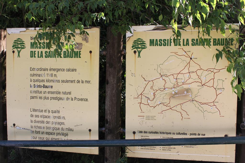 Une Pause a Signes Extérieur photo